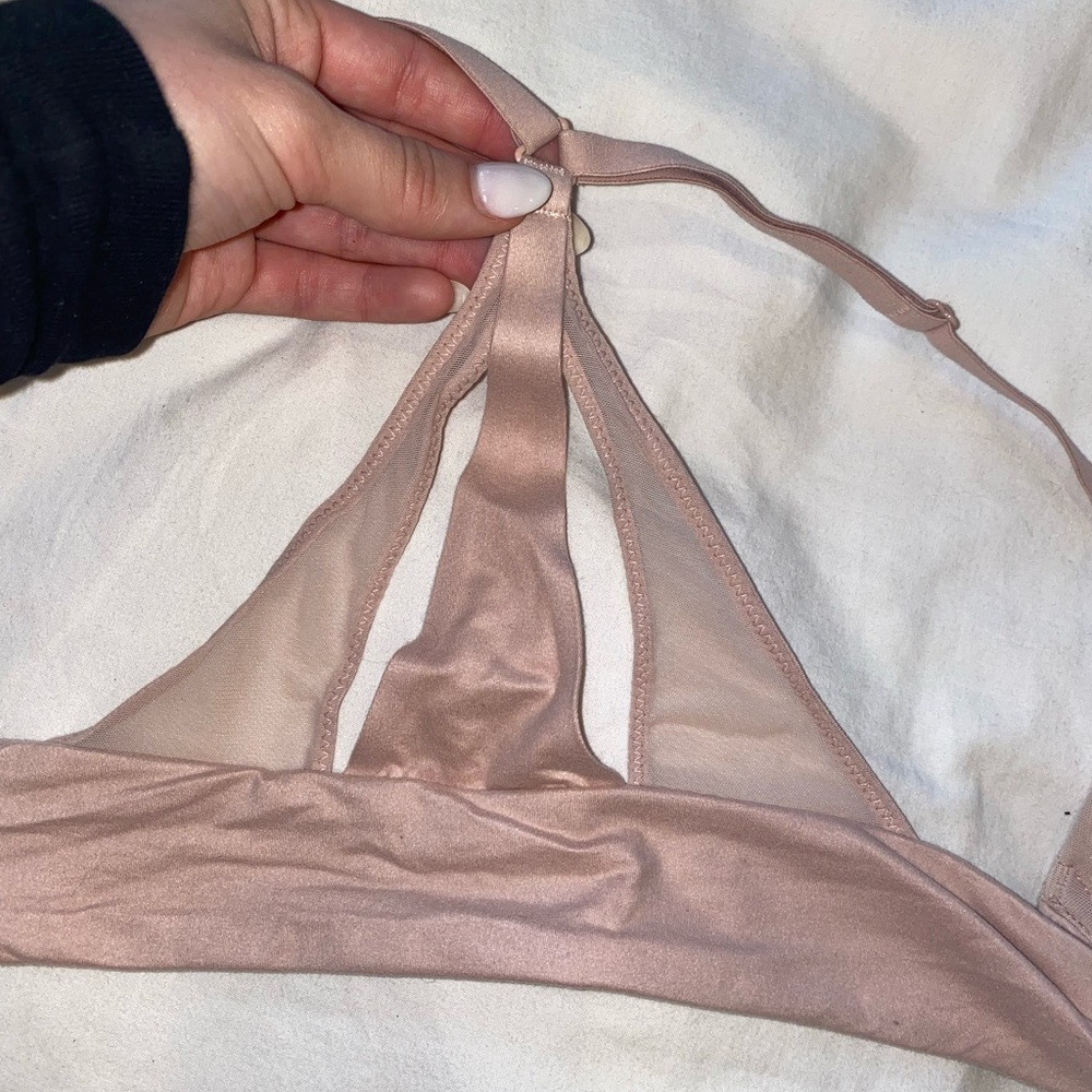 VS bombshell bra - Picture 3 of 3